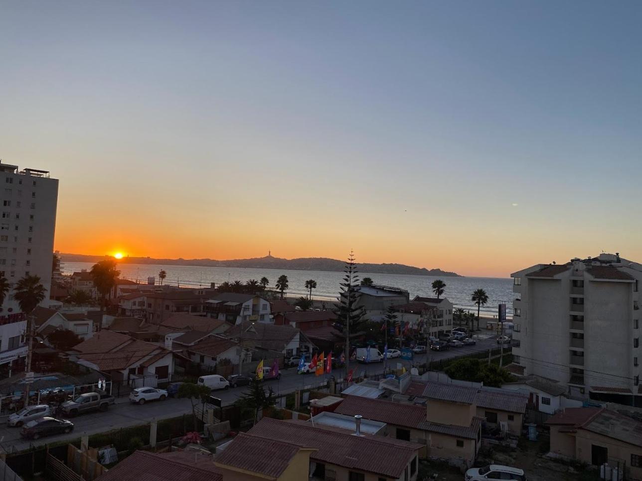 Marina Peñuelas Amplio departamento a pasos de la playa La Serena Exterior foto